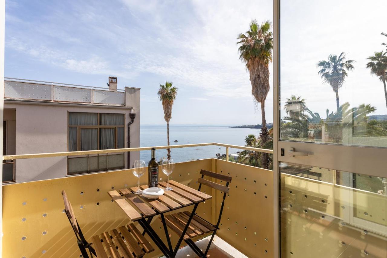 Aci Castello Seaview Apartment With Parking Kültér fotó
