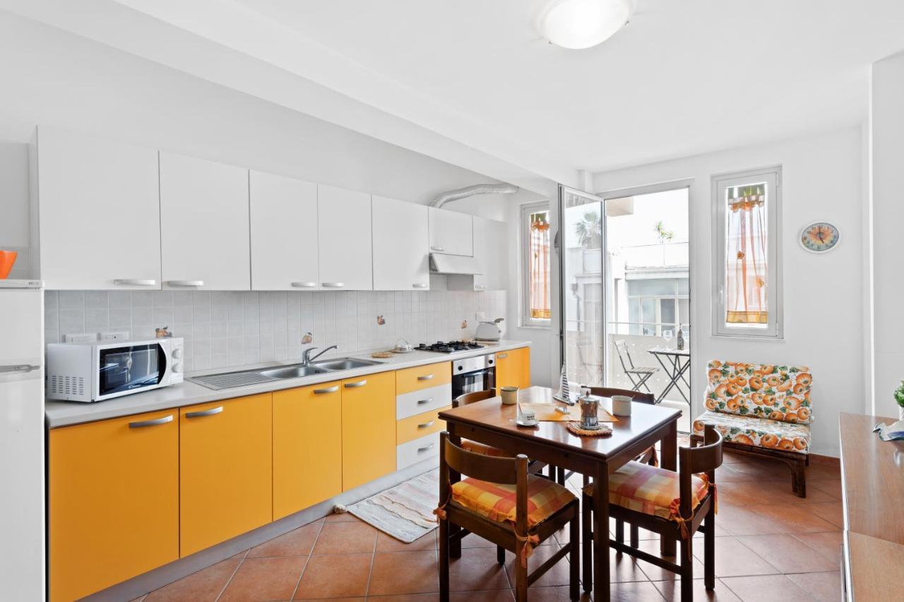 Aci Castello Seaview Apartment With Parking Kültér fotó