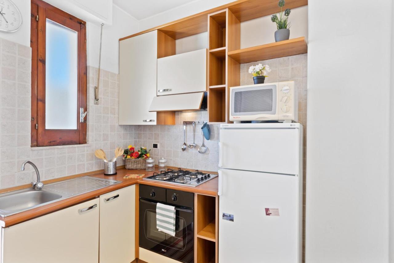 Aci Castello Seaview Apartment With Parking Kültér fotó
