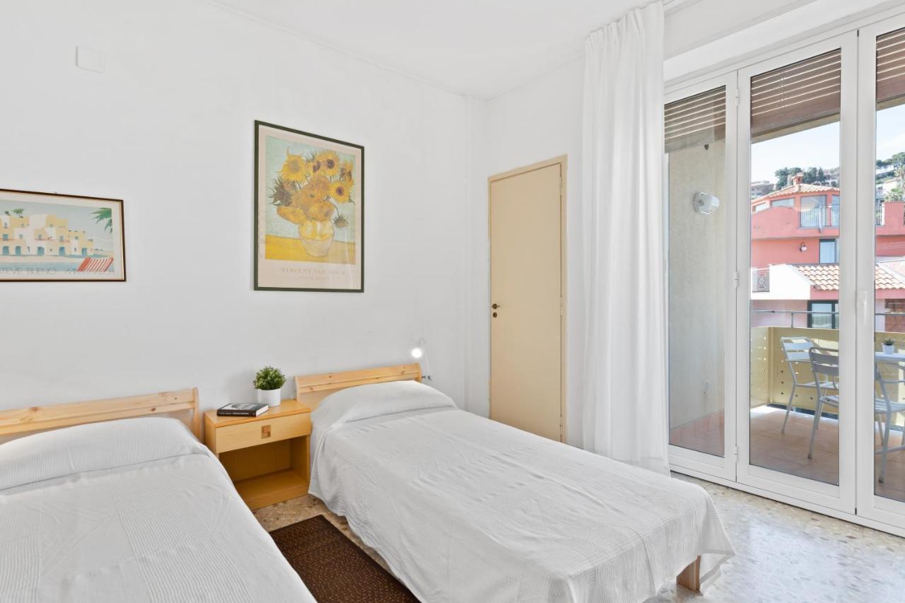 Aci Castello Seaview Apartment With Parking Kültér fotó