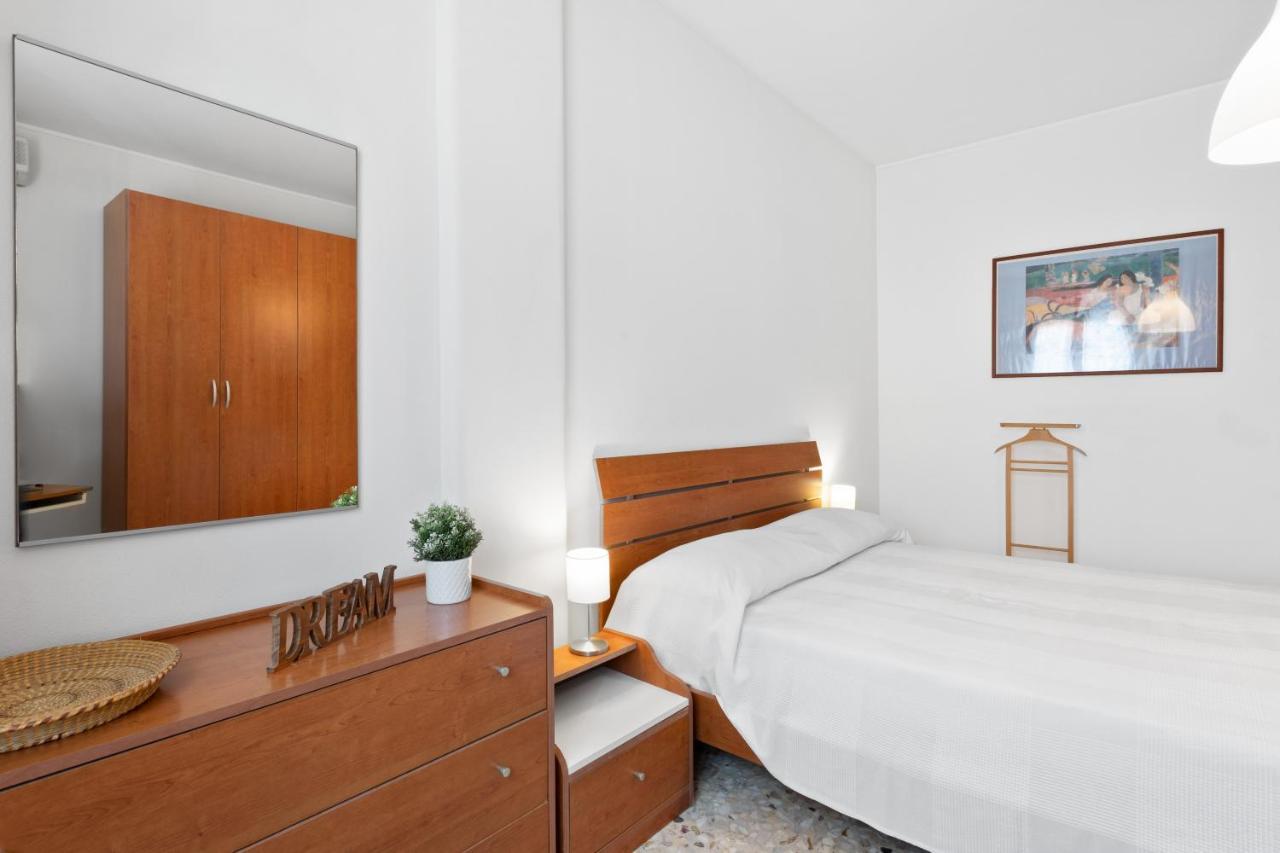 Aci Castello Seaview Apartment With Parking Kültér fotó